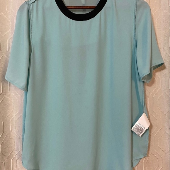 Mint green BCBGeneration blouse - Picture 7 of 11
